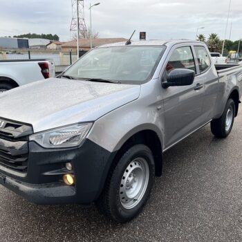 PROMO ISUZU D-Max N57 Bva 164cV Space cab en stock DERNIERS AVANT NOUVELLE NORME GSR 2 (Autres couleurs disponibles)