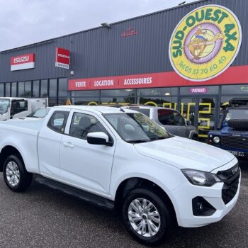 ******** Nouveauté 2024 ******** New ISUZU D-Max N60 “BB+” Bvm 164cv Space cab ” Bientôt plus vendu en boite manuelle”