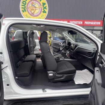 ******** Nouveauté 2024 ******** New ISUZU D-Max N60 “BB+” Bvm 164cv Space cab ” Bientôt plus vendu en boite manuelle”