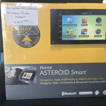 A vendre navigateur GPS, autoradio, Kit mains libres proche Bordeaux