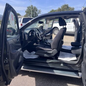 Nissan NAVARA 163cv King Cab 4 places, 1ère main, TBE, faible kilométrage