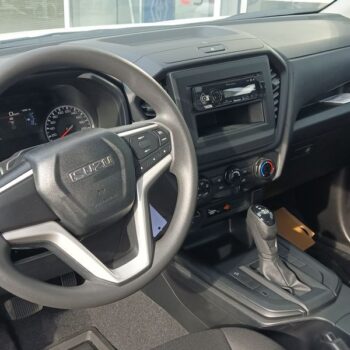 ISUZU D-Max Space Cab benne hydraulique Boite Auto, 4 places (sans d’Ecotaxe)