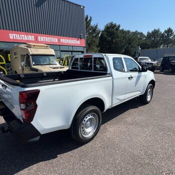 🚨🚨ISUZU D-Max 2.2L ”B-STRONG” Space cab🚨🚨 A partir de 31 990.00 € ht sans écotaxe
