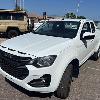 🚨🚨Nouveau ISUZU D-Max 2.2L ”ÉVOLUTION” Bvm🚨🚨 33 700.00 ht sans écotaxe