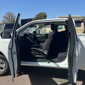 🚨🚨Nouveau ISUZU D-Max 2.2L ”ÉVOLUTION” Bvm🚨🚨 33 700.00 ht sans écotaxe