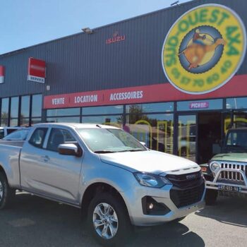 🚨🚨Nouveau ISUZU D-Max 2.2L &#8221;ÉVOLUTION Bva&#8221; 🚨🚨 34 804.00 ht sans écotaxe