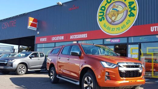 Vente de 4 pneus occasion Goodyear + jantes pour Nissan 4×4 Biganos proche Bassin d’Arcachon